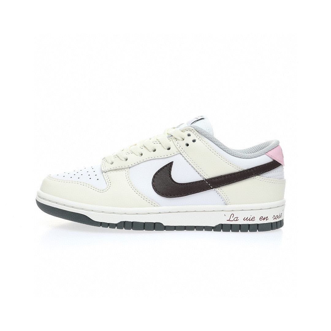 Dunk Low “杏仁白粉棕花期信使”