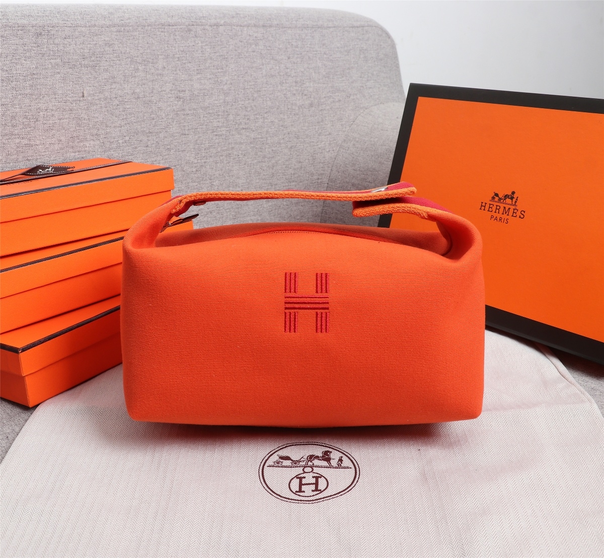 大人気☆Hermes Bride-a-Brac ポーチやバックに♪