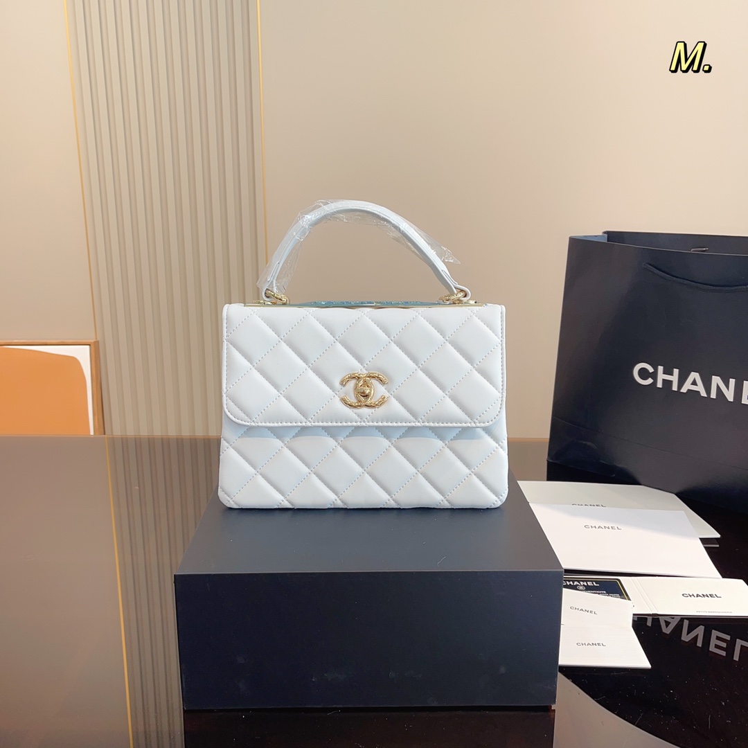 【フェミニンに決まる☆】⭐❣CHANEL 21SS ココハンドル24バッグ💟