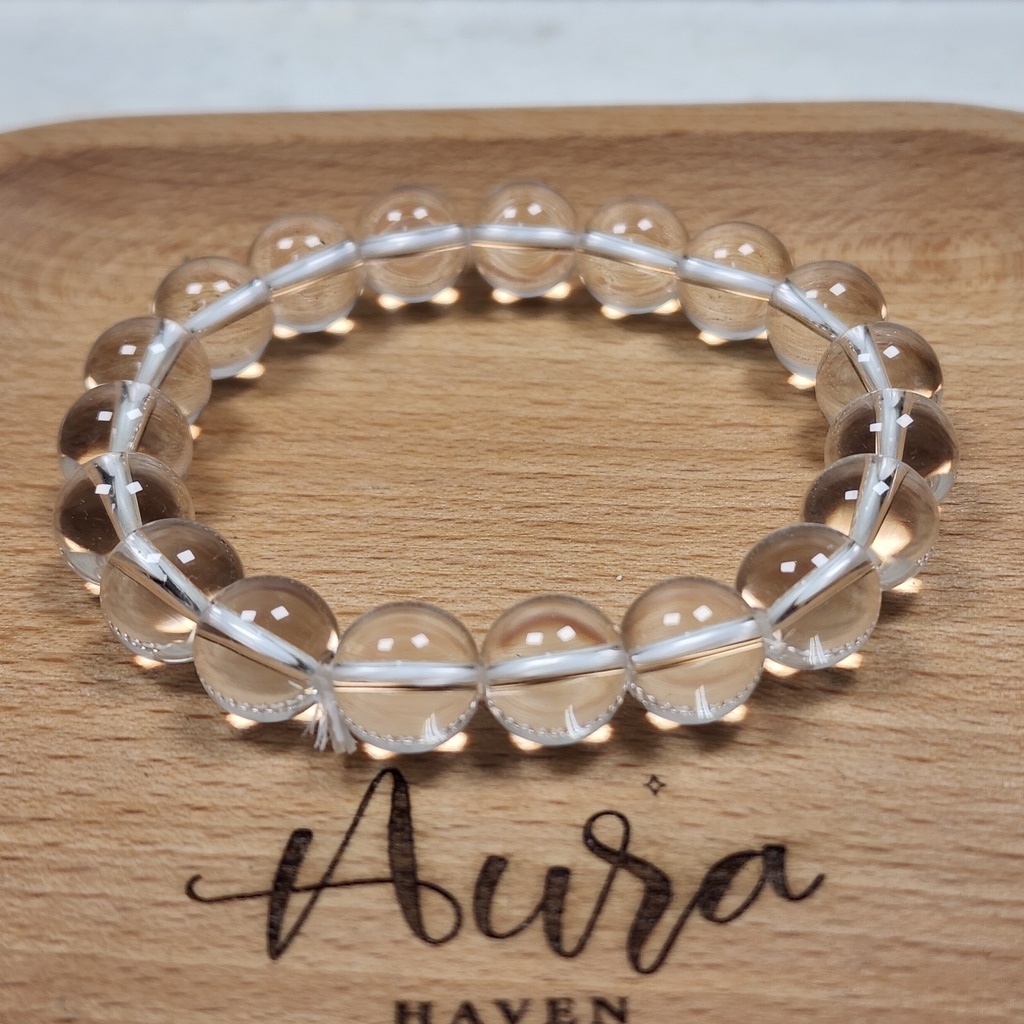 SG LOCAL - AURA HAVEN Clear Quartz Bracelet