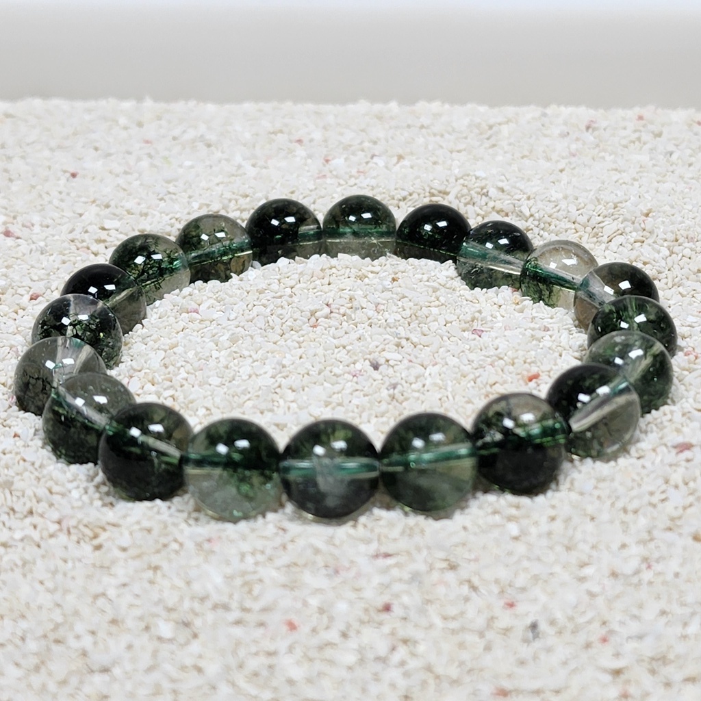 SG LOCAL - AURA HAVEN Green Phantom Quartz Bracelet