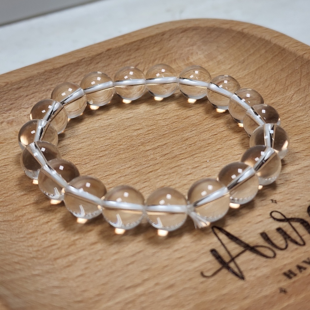 SG LOCAL - AURA HAVEN Clear Quartz Bracelet