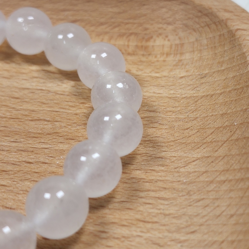 SG LOCAL - AURA HAVEN Natural Icy White Jade Bracelet