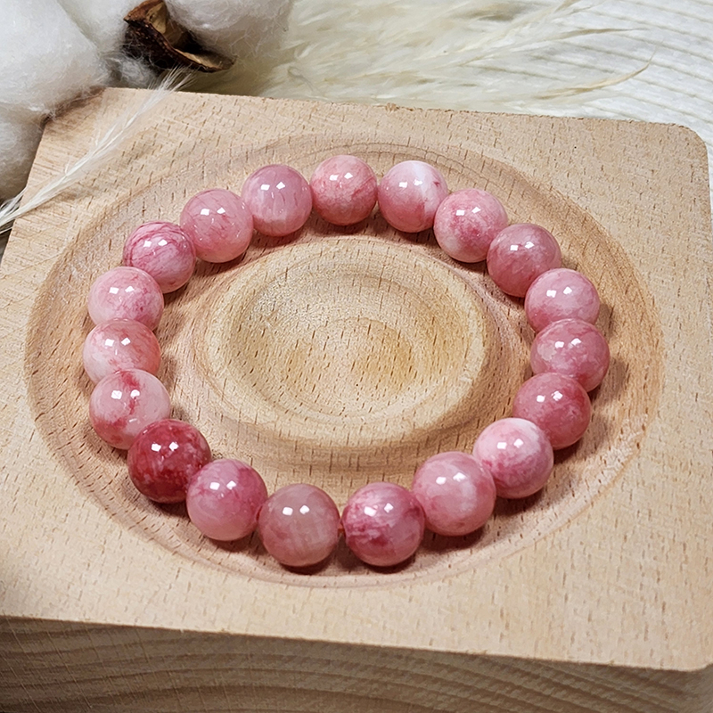 SG LOCAL - AURA HAVEN Pink and White Persian Jade Bracelet
