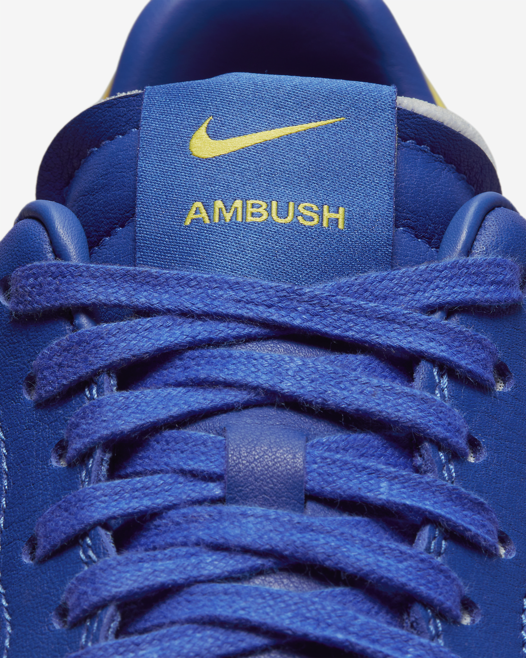 ナイキ エア フォース 1 LOW x アンブッシブラック ブルー