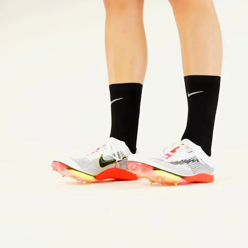 Nike Air Zoom Victory 'Racing Pink' 中長距離スパイク