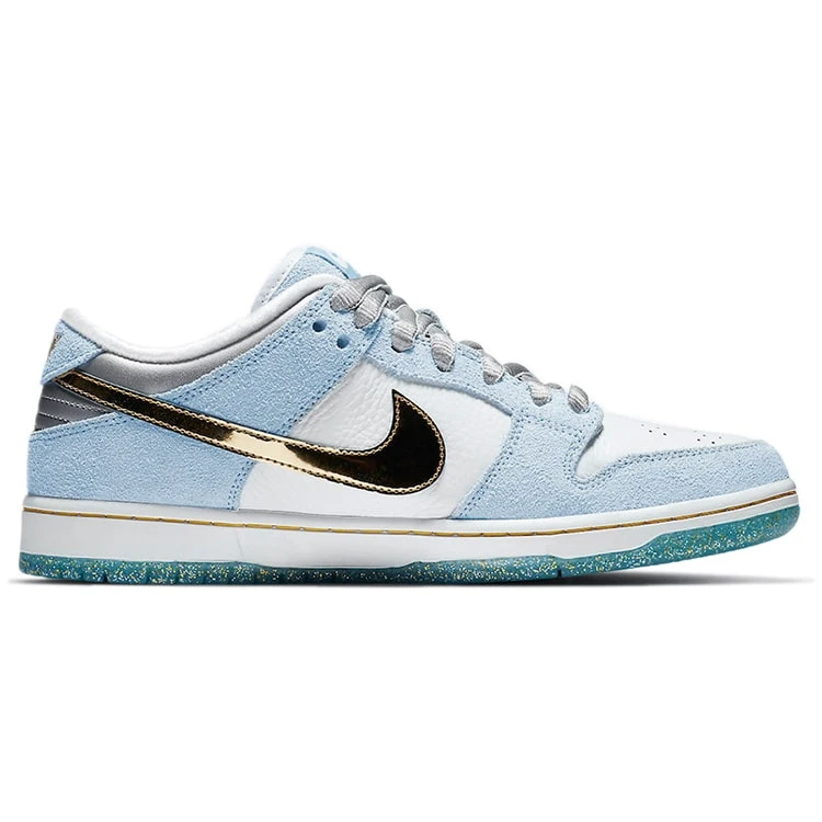 ナイキ ショーン・クライヴァー×ダンク ロー エスビー "ホリデイ スペシャル" キッズ レディース スニーカー【限定完売モデル】