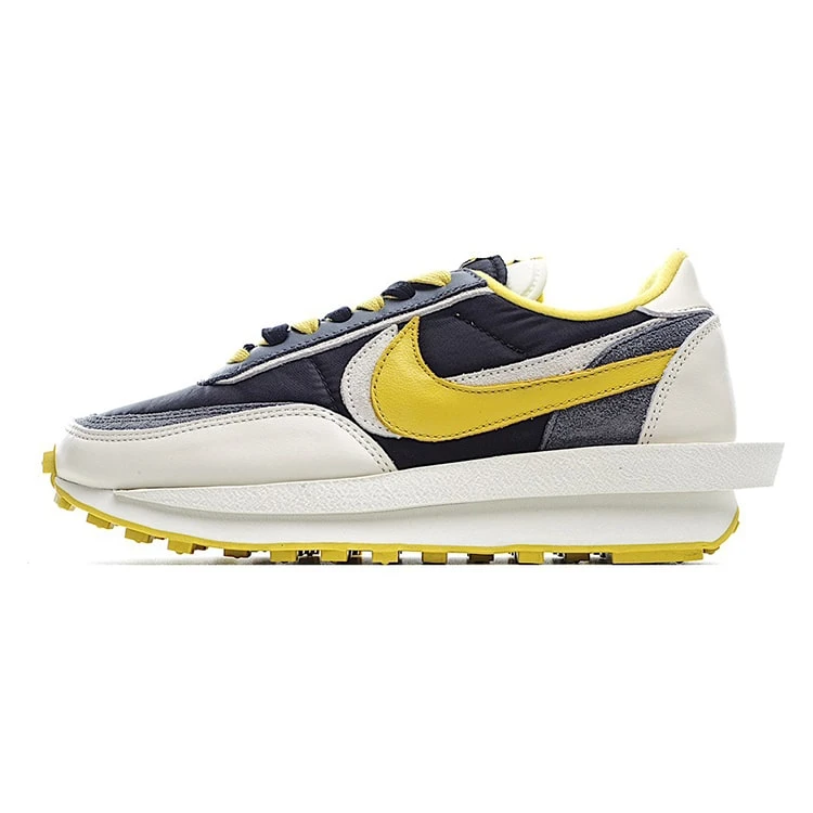 UNDERCOVER x sacai x ナイキ LDWaffle