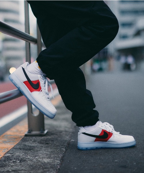 ナイキ エア フォース ワン ロー EMB