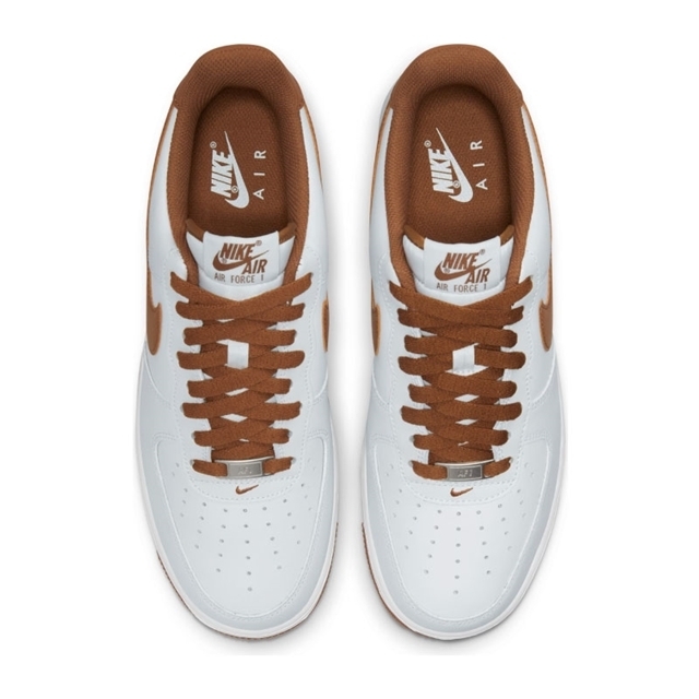 【ブラウンがアクセントになった新作】Nike AIR FORCE 1(ナイキ エアフォース1) WHITE/PECAN(ホワイト/ピーカン)が話題沸騰中！