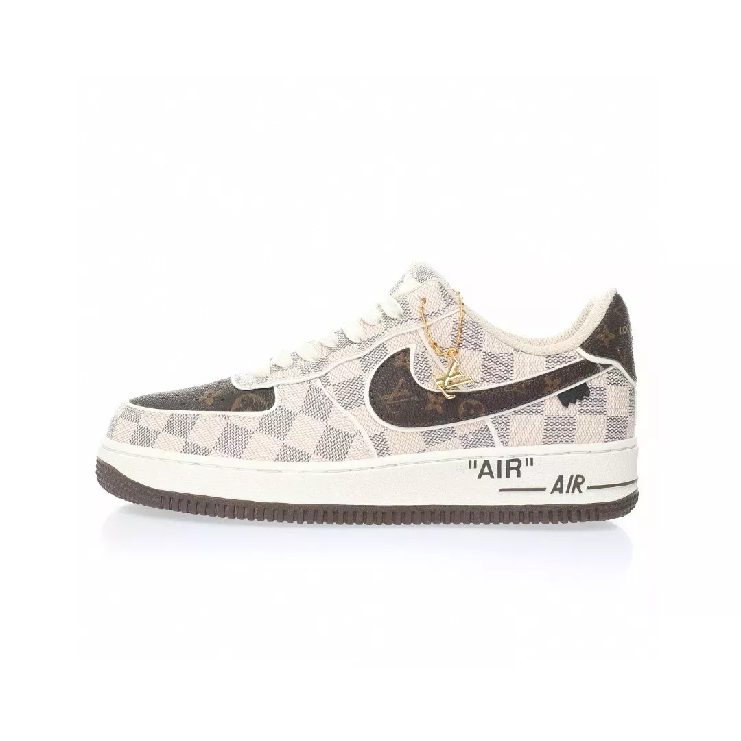 日本未入荷】♪超入手困難LOUIS VUITTON X NIKE AIR FORCE1【本物保証】【代金引換】