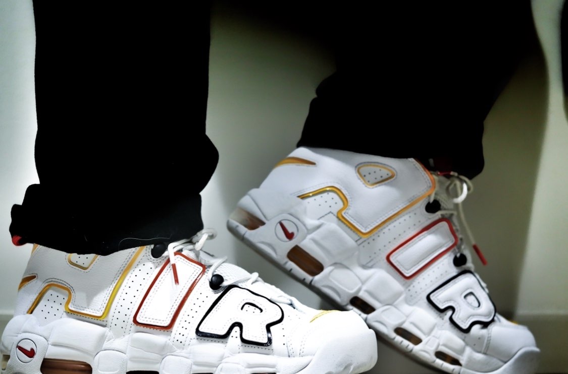 NIKE ナイキ AIR MORE UPTEMPO 'ROSWELL RAYGUN' エア モア アップテンポ "ロズウェル レイガンズ" メンズ レディース スニーカー WHITE/MULTICOLOR【限定完売モデル】