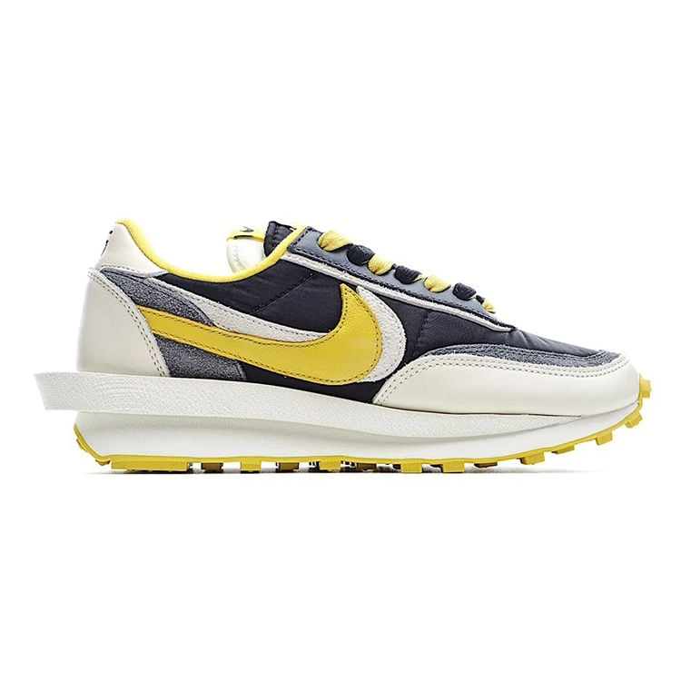 UNDERCOVER x sacai x ナイキ LDWaffle