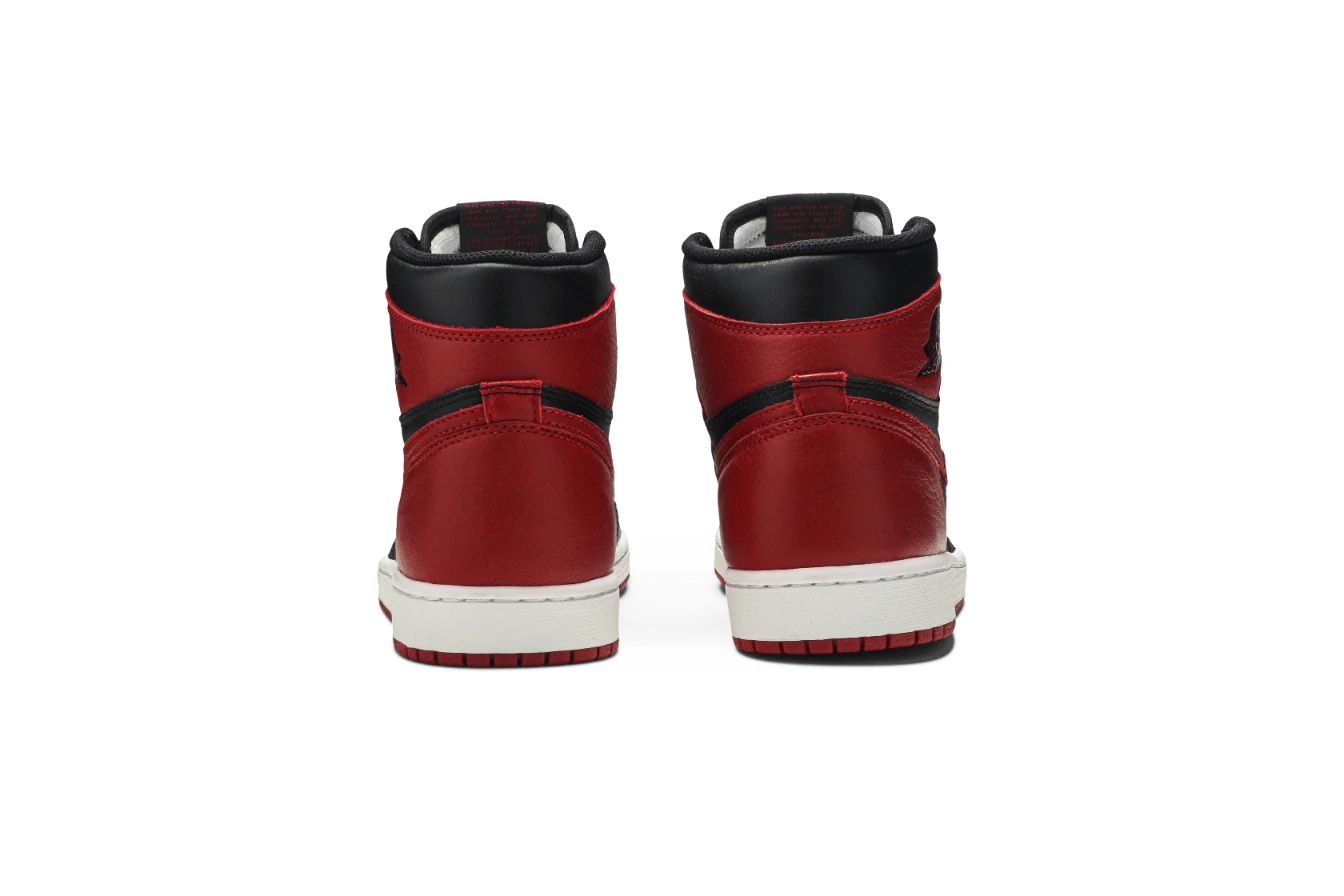 AIR JORDAN 1 RETRO HIGH OG “BANNED”2016[リアーナも着用]