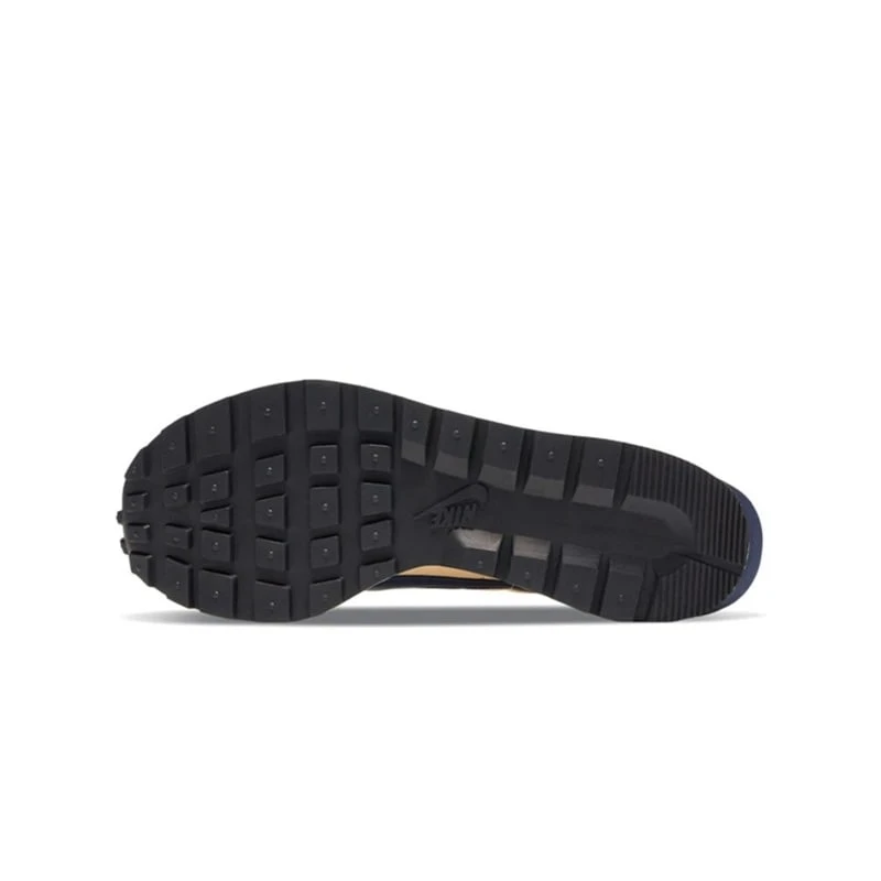 sacai x ナイキ VaporWaffle''Sesameand Blue Void''