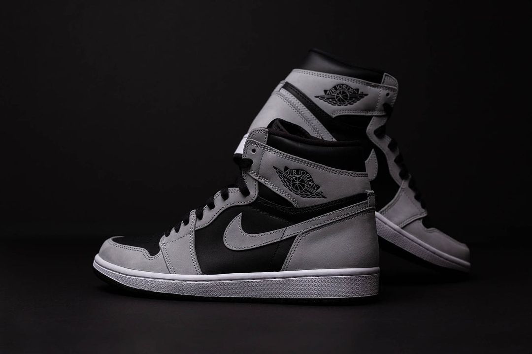 NIKE ナイキ AIR JORDAN 1 MID 'SMOKE GREY' エア ジョーダン ワン ミッド "スモーク グレー" メンズ レディース スニーカー LIGHT SMOKE GREY/BLACK-WHITE ライトスモークグレー/ブラック ホワイト【限定完売モデル】