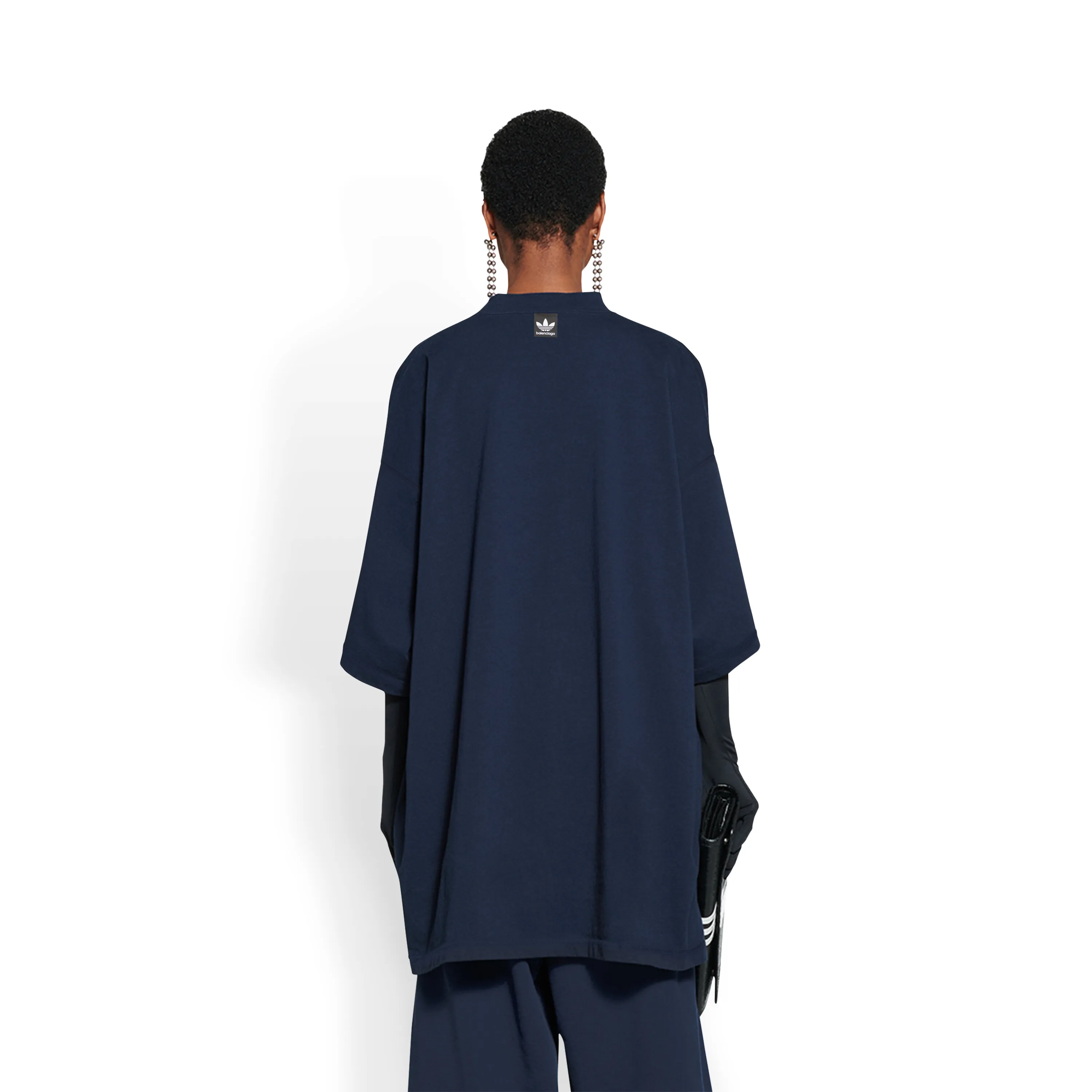 BALENCIAGA / ADIDAS オーバーサイズTシャツ で ネイビーブルー