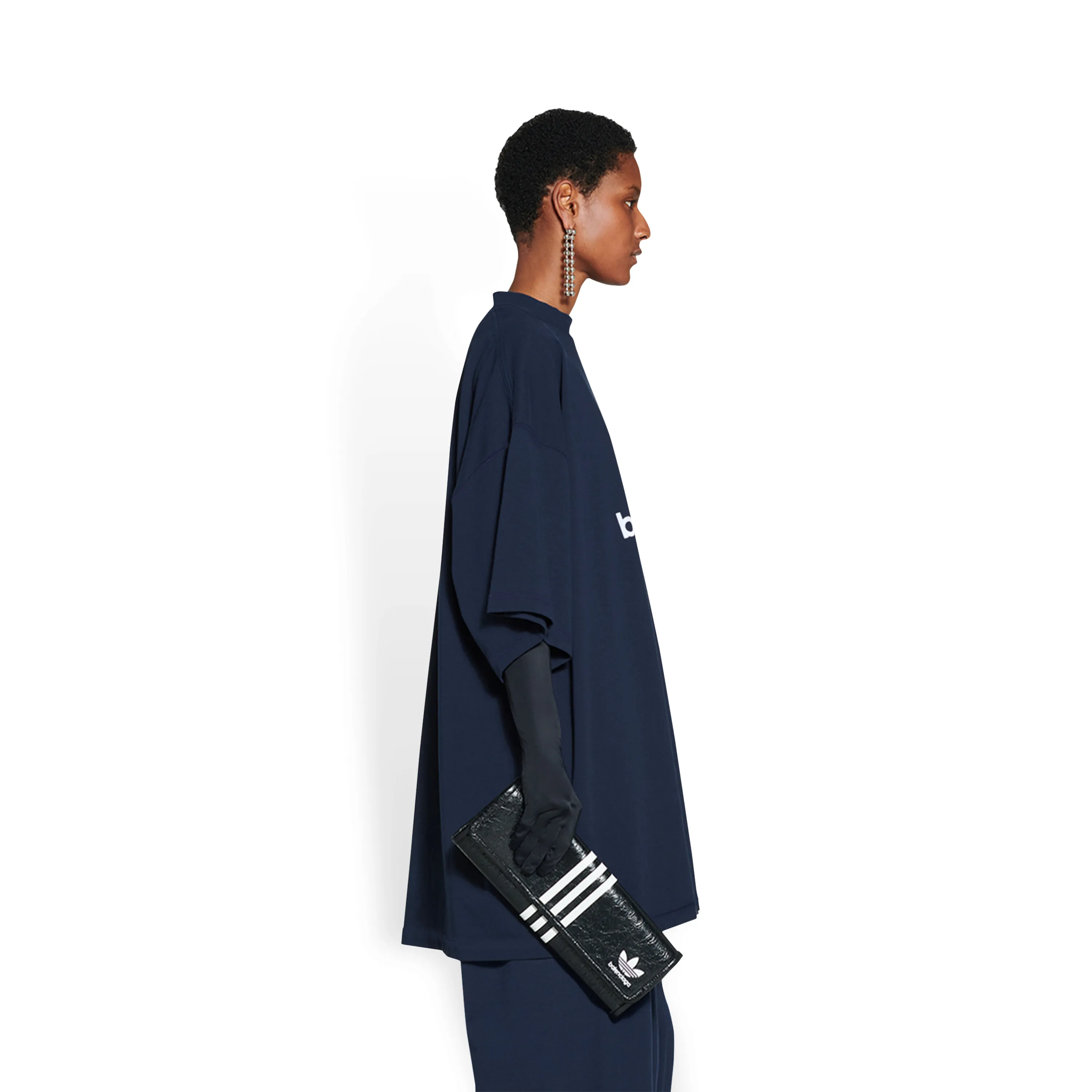 BALENCIAGA / ADIDAS オーバーサイズTシャツ で ネイビーブルー