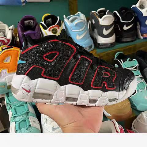 NIKE ナイキ AIR MORE UPTEMPO GS 'BRED' キッズサイズモデル エア モア アップテンポ "ブレッド" キッズ レディース スニーカー BLACK/WHITE/UNIVERSITY RED【海外展開 日本未入荷】