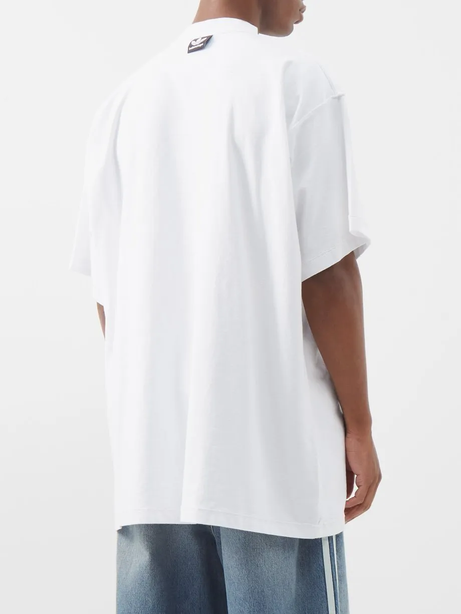 BALENCIAGA / ADIDAS オーバーサイズTシャツ で ホワイト