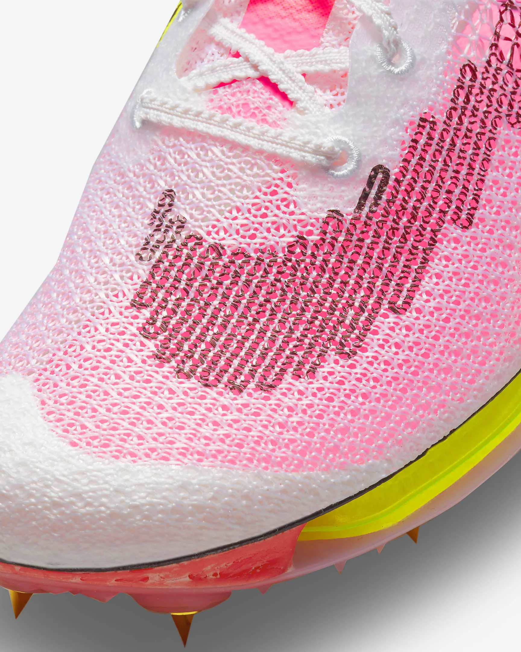 Nike Air Zoom Victory 'Racing Pink' 中長距離スパイク