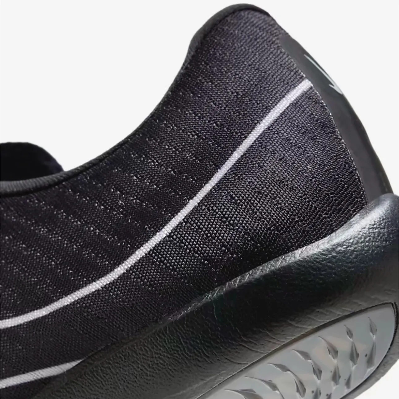 NIKE☆Air Zoom Maxfly  DH5359-600 DN6948-001