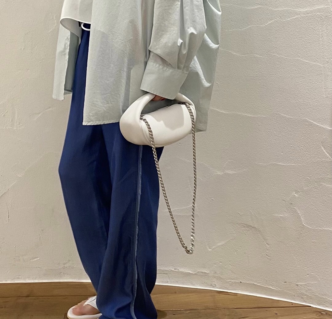 Amory leather oval shaped handbag with chain strap