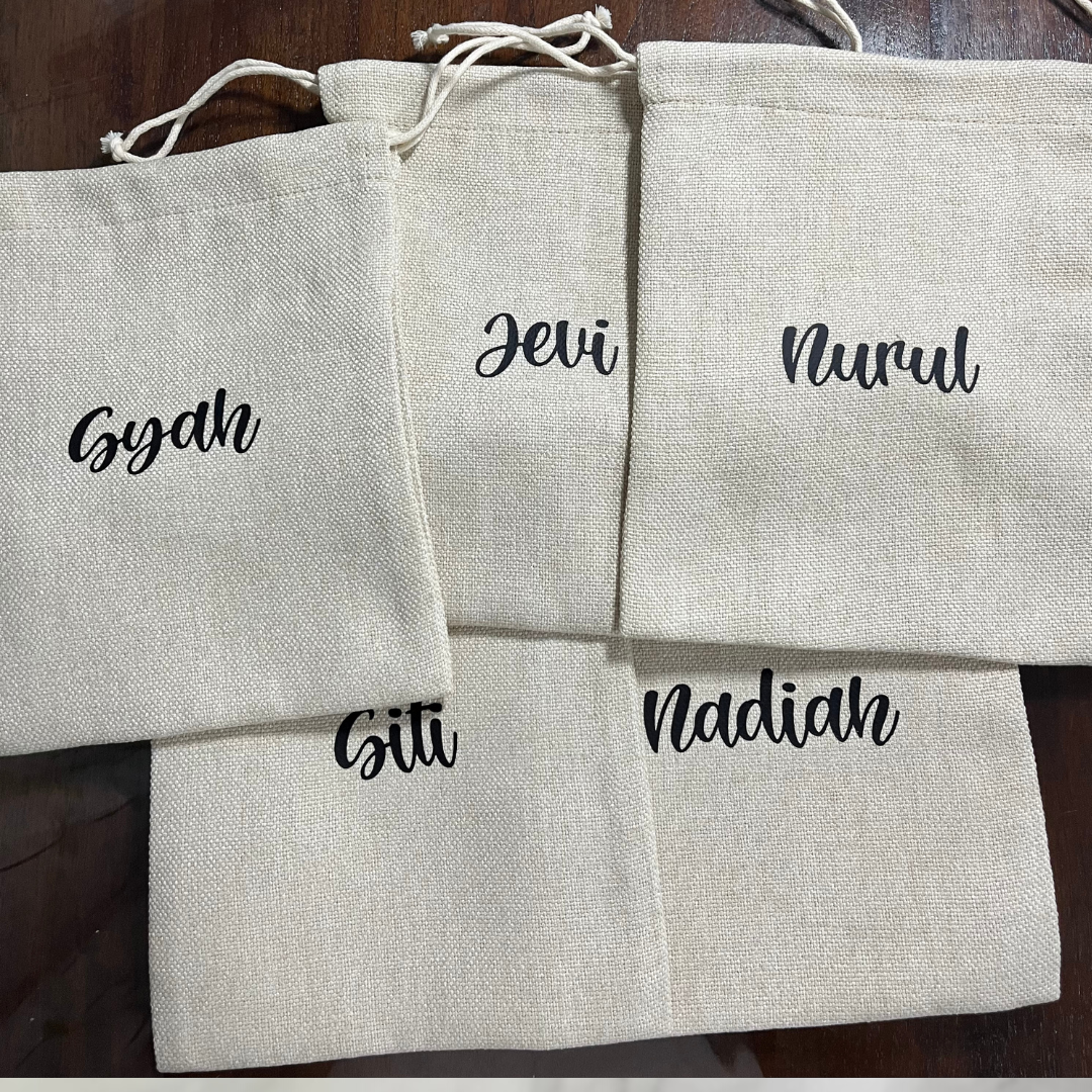 "OL" Custom Bridesmaid Gift Set With Flask Mug & Drawstring Pouch-Changjiu Chinese Wedding Shop