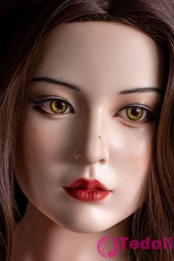 Bezlya Doll 夏菫 163cm上品な美人 高級ダッチワイフ シリコン製ヘッドとTPE製ボディ 顔の薄いメイク、濃いメイク選択可 Bカップ ノーマル肌