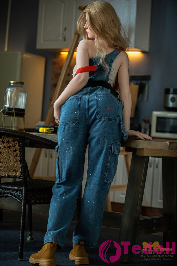 Irontech Doll S38 Flora 165cmフルシリコン製 等身 大 ラブドール 金髪白人 感度抜群 セックスドール Gカップ ノーマル肌