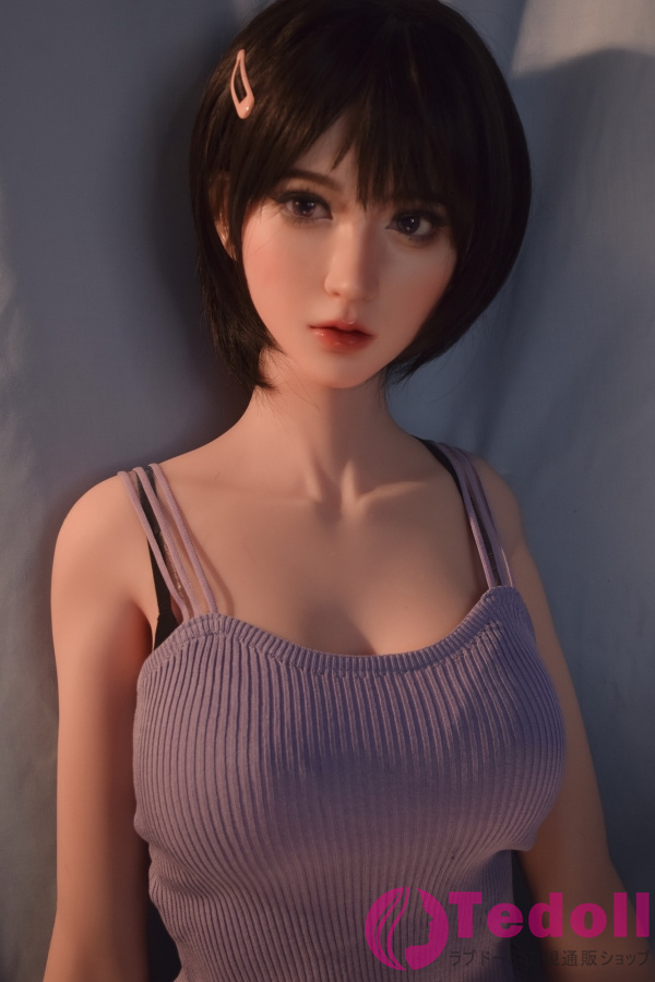 Elsa Babe RHC021番 広末裕子「Hirosue Yuko」 165cm短い髪の女の子シリコン製ラブドール さわやかな夏の写真 等身大 高級 ダッチワイフ人形 普胸 ノーマル肌