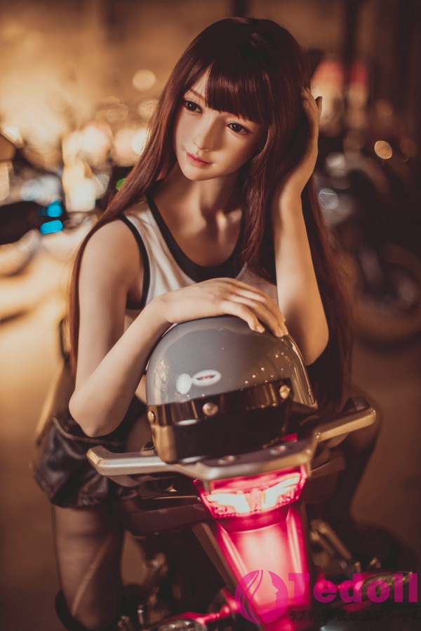 Bezlya Doll 冬青 160cmバイクガール フルシリコン製 等身大リアルラブドール Bカップ ノーマル肌