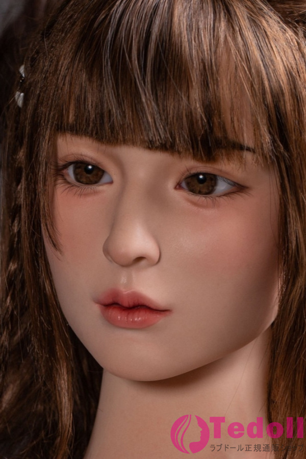Bezlya Doll 夏菫 163cm上品な美人 高級ダッチワイフ シリコン製ヘッドとTPE製ボディ 顔の薄いメイク、濃いメイク選択可 Bカップ ノーマル肌