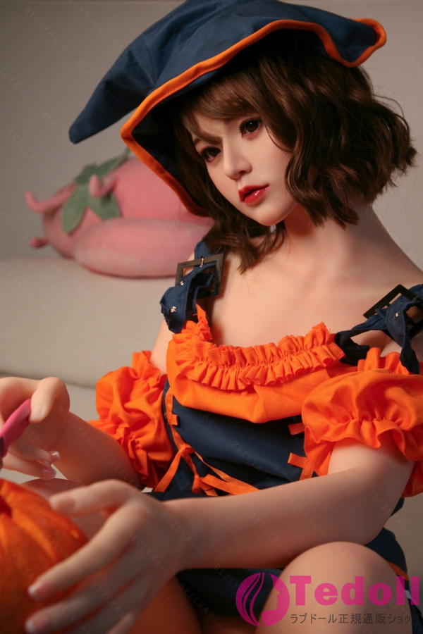Bezlya Doll 海棠 163cmハロウィン 魔女 コスプレリアルラブドール シリコン製ヘッドとTPE製ボディ Bカップ ノーマル肌