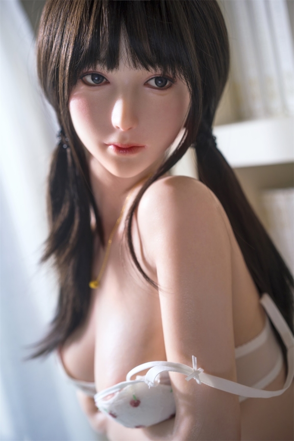 Yearndoll 依依 158cmフルシリコン製ラブドール 等身大熟女ダッチワイフ Dカップ ノーマル肌 掲載画像は超リアルな本物の皮膚メイク付き