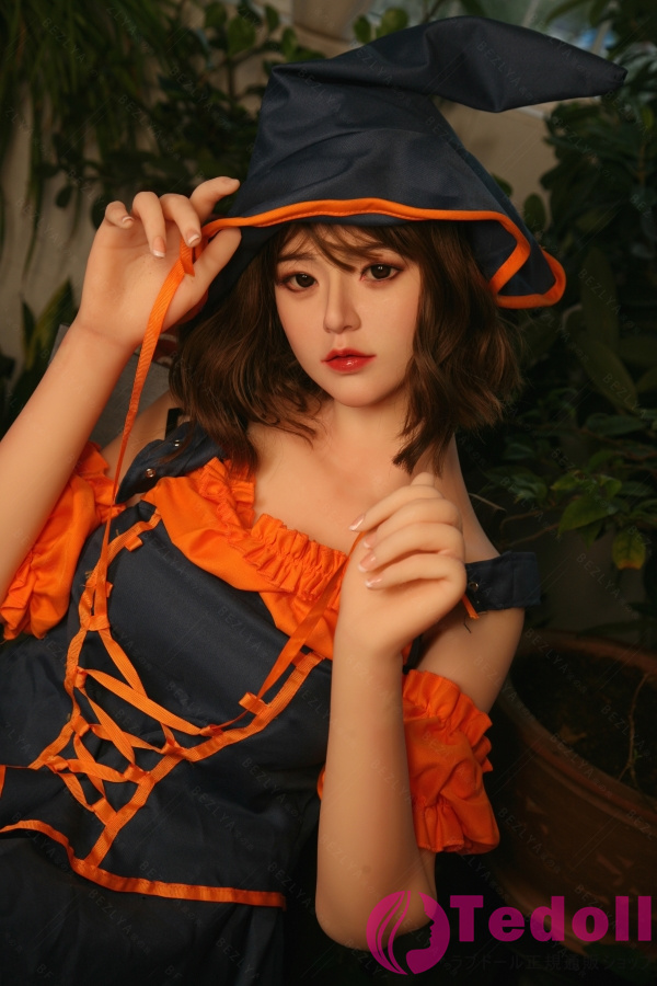 Bezlya Doll 海棠 163cmハロウィン 魔女 コスプレリアルラブドール シリコン製ヘッドとTPE製ボディ Bカップ ノーマル肌
