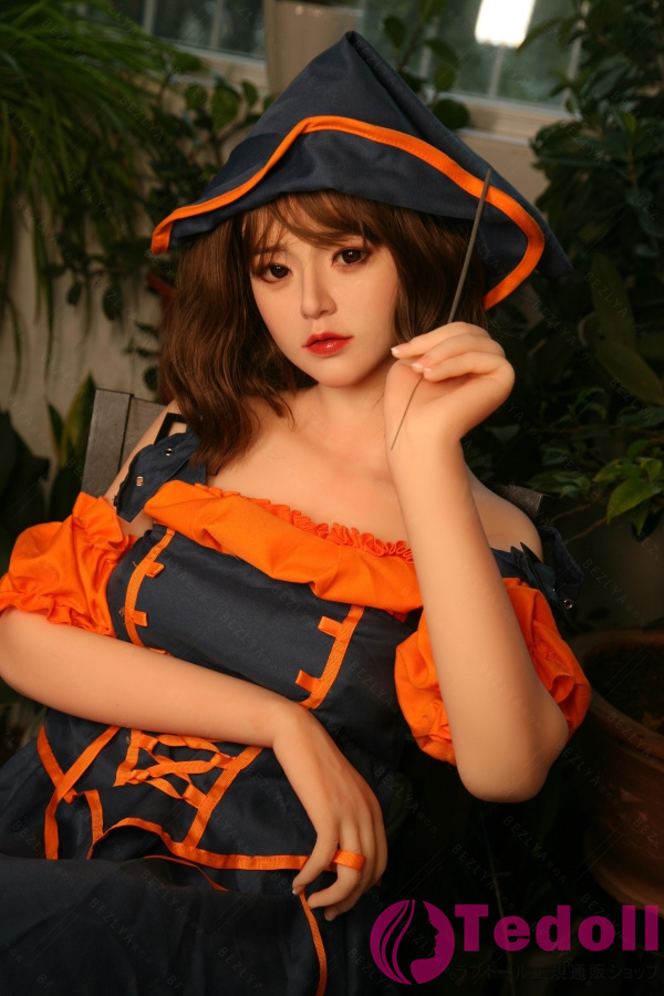 Bezlya Doll 海棠 163cmハロウィン 魔女 コスプレリアルラブドール シリコン製ヘッドとTPE製ボディ Bカップ ノーマル肌
