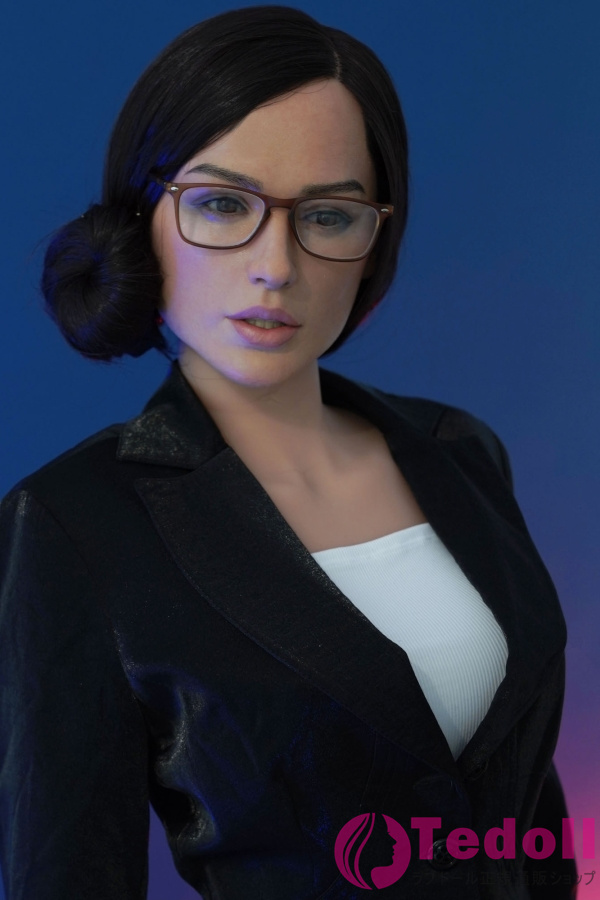 Doll-Forever Artemis 155cm欧米風コスプレ女優ラブドール 超リアルメイク シリコン製ヘッド+TPE製ボディ Fカップ 白い肌