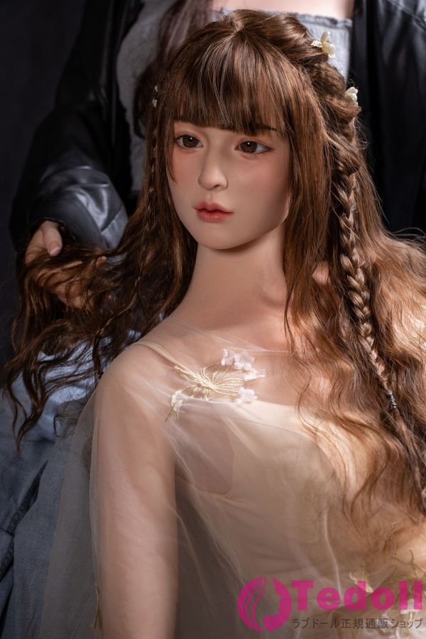 Bezlya Doll 夏菫 163cm上品な美人 高級ダッチワイフ シリコン製ヘッドとTPE製ボディ 顔の薄いメイク、濃いメイク選択可 Bカップ ノーマル肌