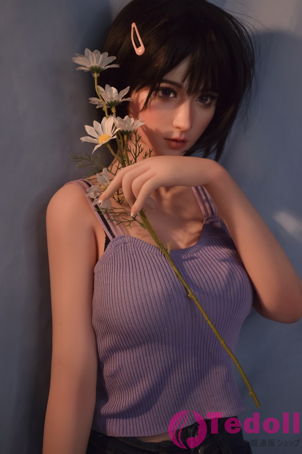 Elsa Babe RHC021番 広末裕子「Hirosue Yuko」 165cm短い髪の女の子シリコン製ラブドール さわやかな夏の写真 等身大 高級 ダッチワイフ人形 普胸 ノーマル肌