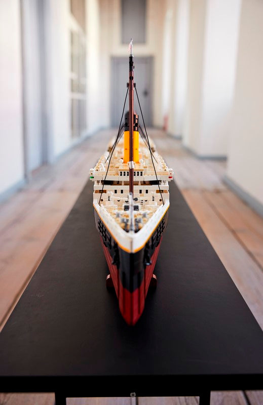 10294 Titanic