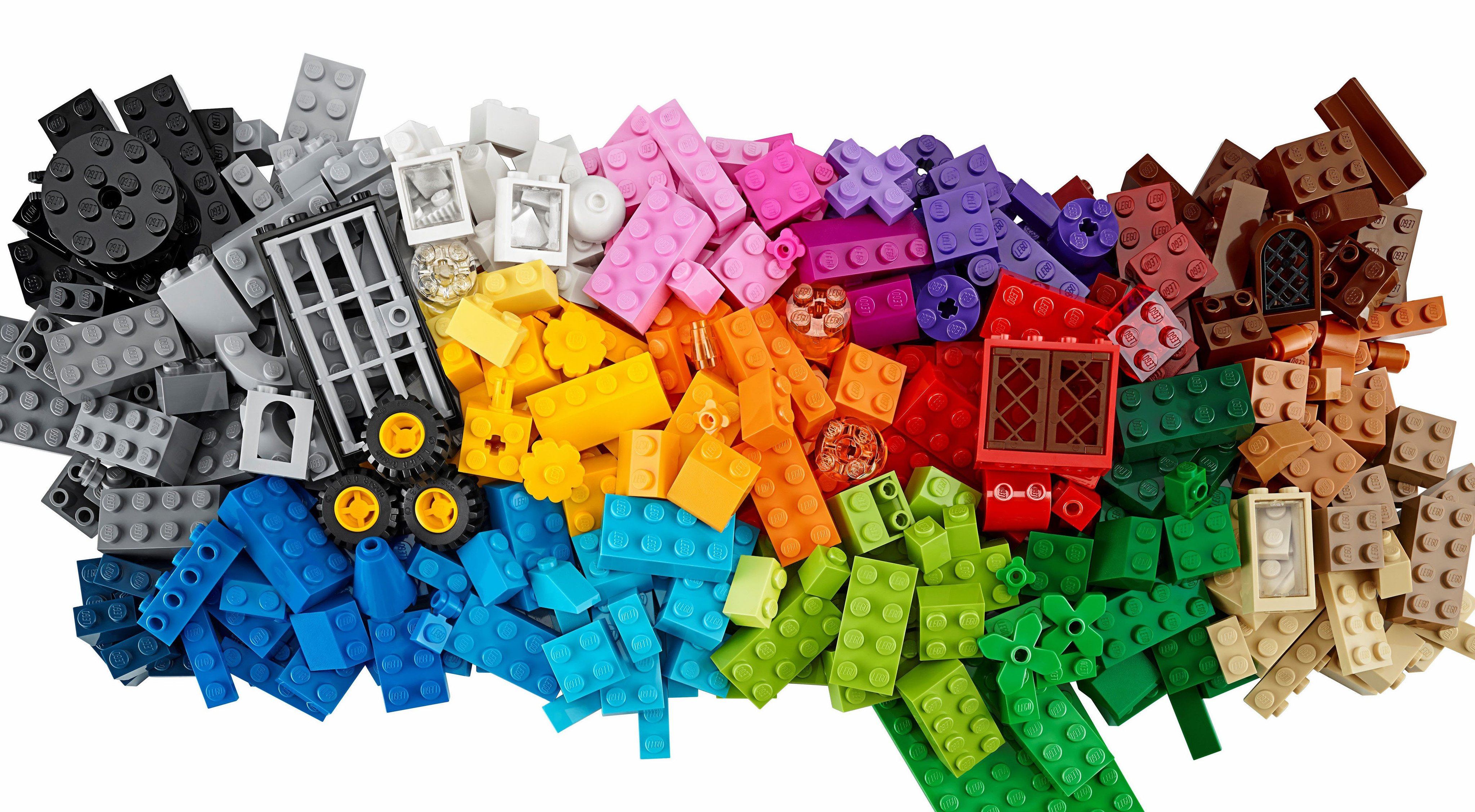 10698 LEGO® Large Creative Brick Box