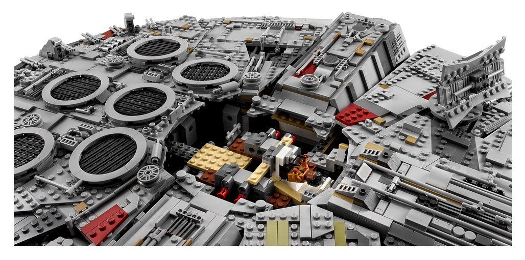 Millennium falcon lego collectors 2024 edition 2017