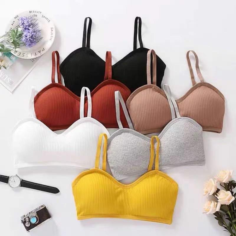 Women's Floral Lace Racerback Bralette Breathable Sexy V Neck Crop Top  Wirefree Lace Bra with Removable Pads Yoga Sports Bra for Girls 4Pcs 