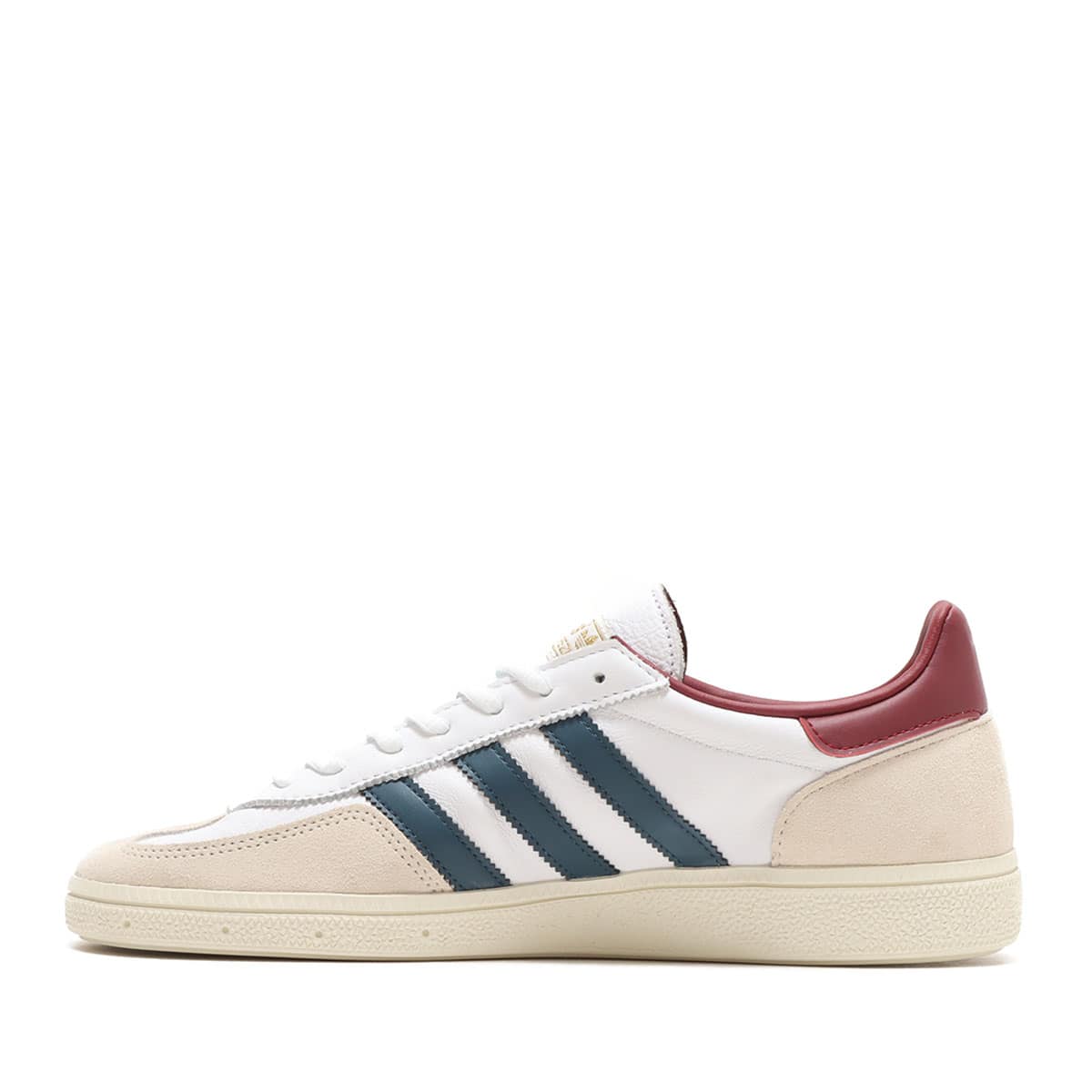 スニーカー ボール