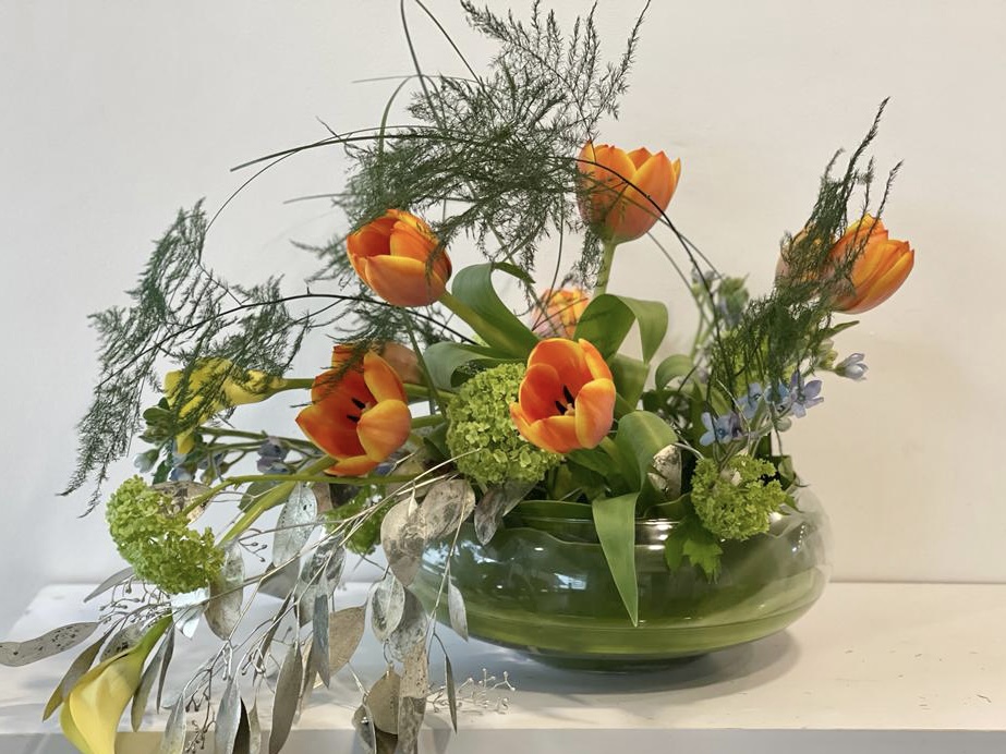 Subscription Vase Arrangement - Classic