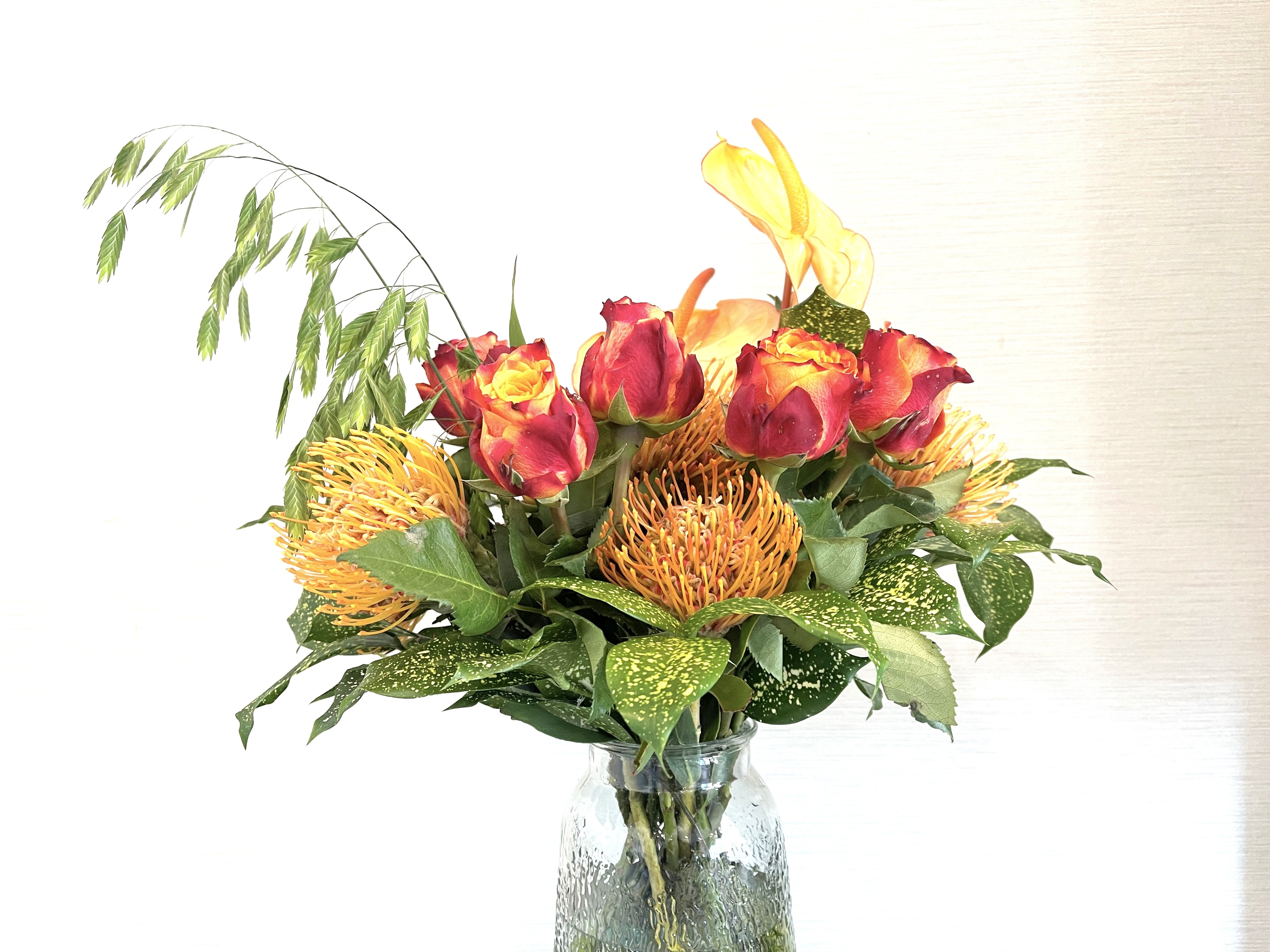 Subscription Vase Arrangement - Classic Bi-weekly Delivery