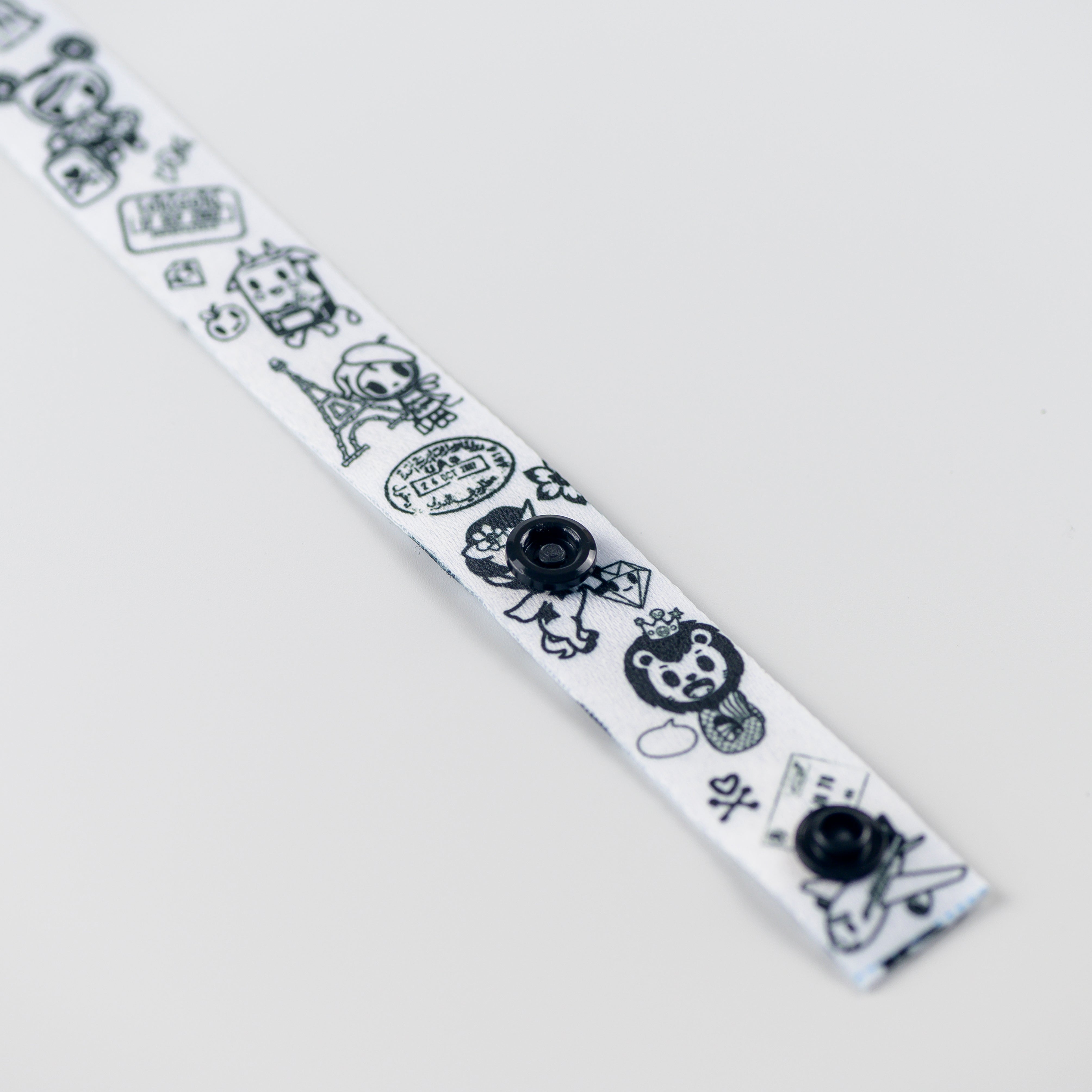 tokidoki Mask Lanyard: Travels