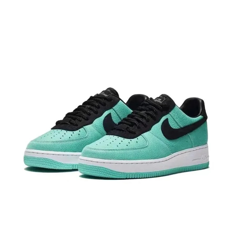 Nike x Tiffany & Co  Air Force 1Low「1837」🔥★送関込★世界中を震撼させた話題のコラボ★◆超人気◆ 雑誌、ＴＶ、映画に登場アイテム♪