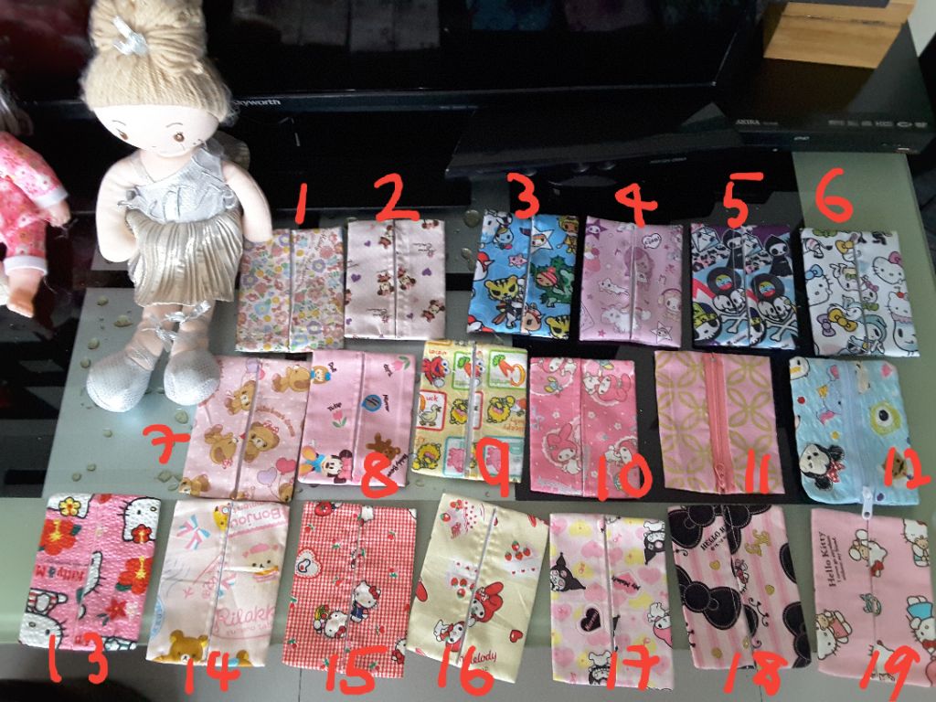 Vintage Handmade Pocket Size Tissue Pouch (Hello Kitty, My Melody, Elmo)